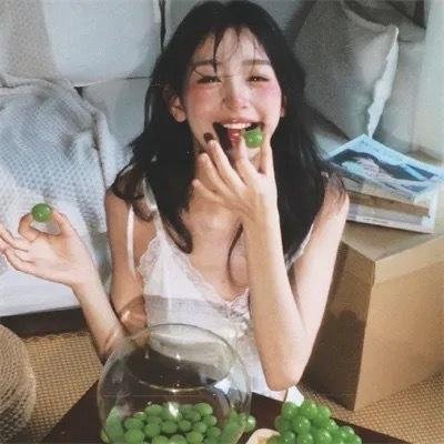 风流艳妇