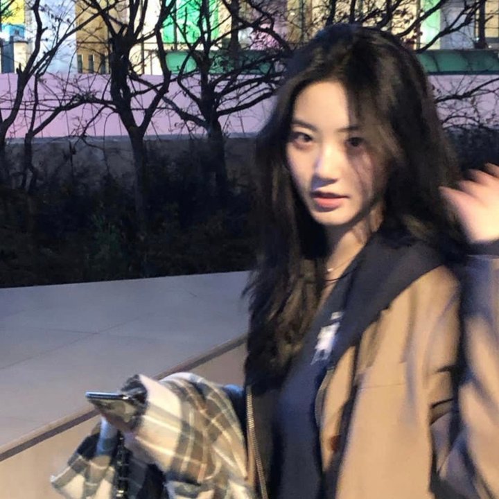 王老五嬉春